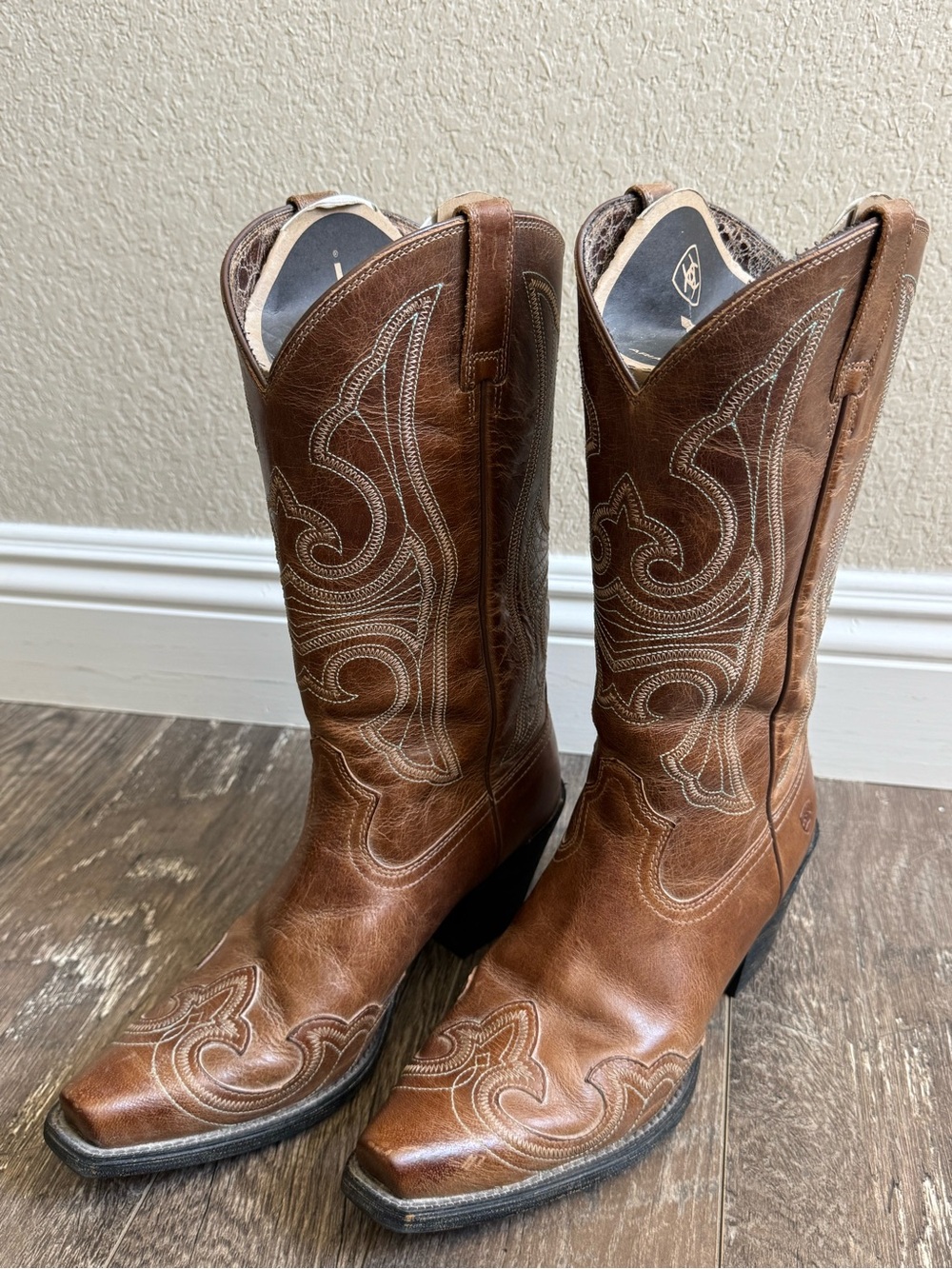 Ariat Womens 8B Brown Leather Square Toe Western Cowboy Cowgirl Boots